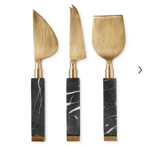 NEW in box. Williams Sonoma Black Marble Cheese Knives